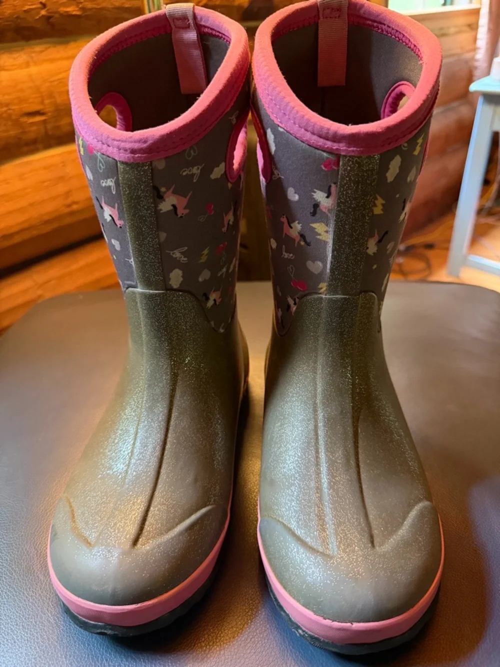 BOGS Kids Classic II Waterproof Winter Boots Pink Pegasus Sparkle Sz 4 EURO 37